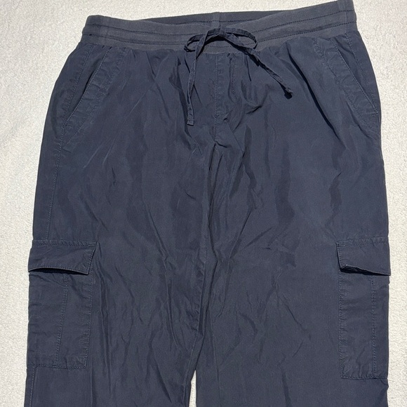 Old Navy Cargo Jogger Pants - Picture 2 of 9